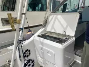 Thumbnail von Luhrs 380