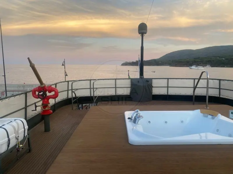 Thumbnail von Benetti 23