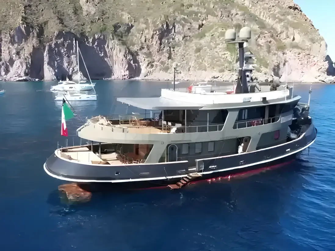 Thumbnail von Benetti 23