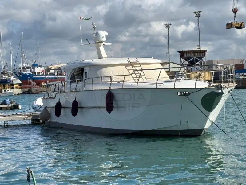 Riviera 50 Flybridge