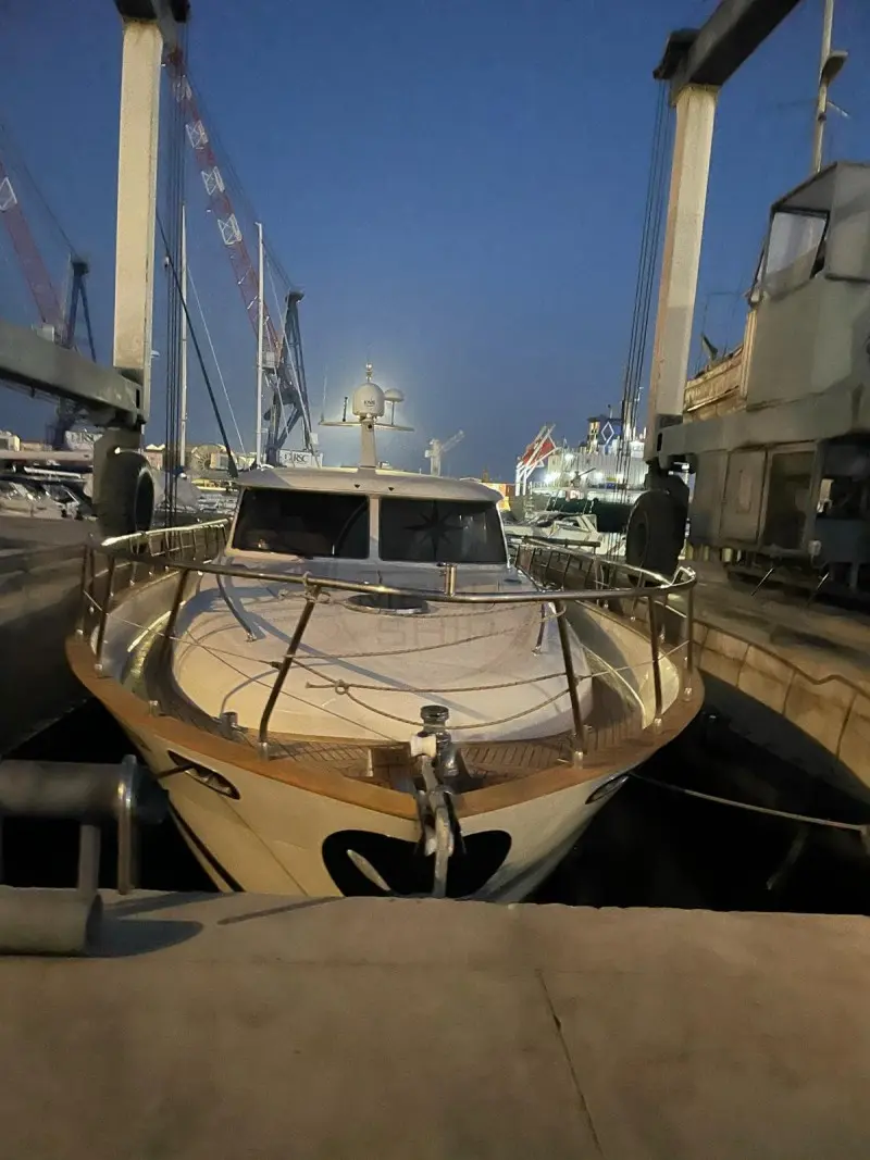 Thumbnail von Riviera 50 Flybridge