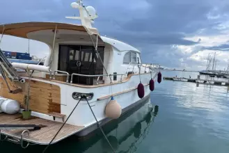 Thumbnail von Riviera 50 Flybridge