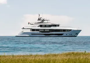 Thumbnail von Majesty 112