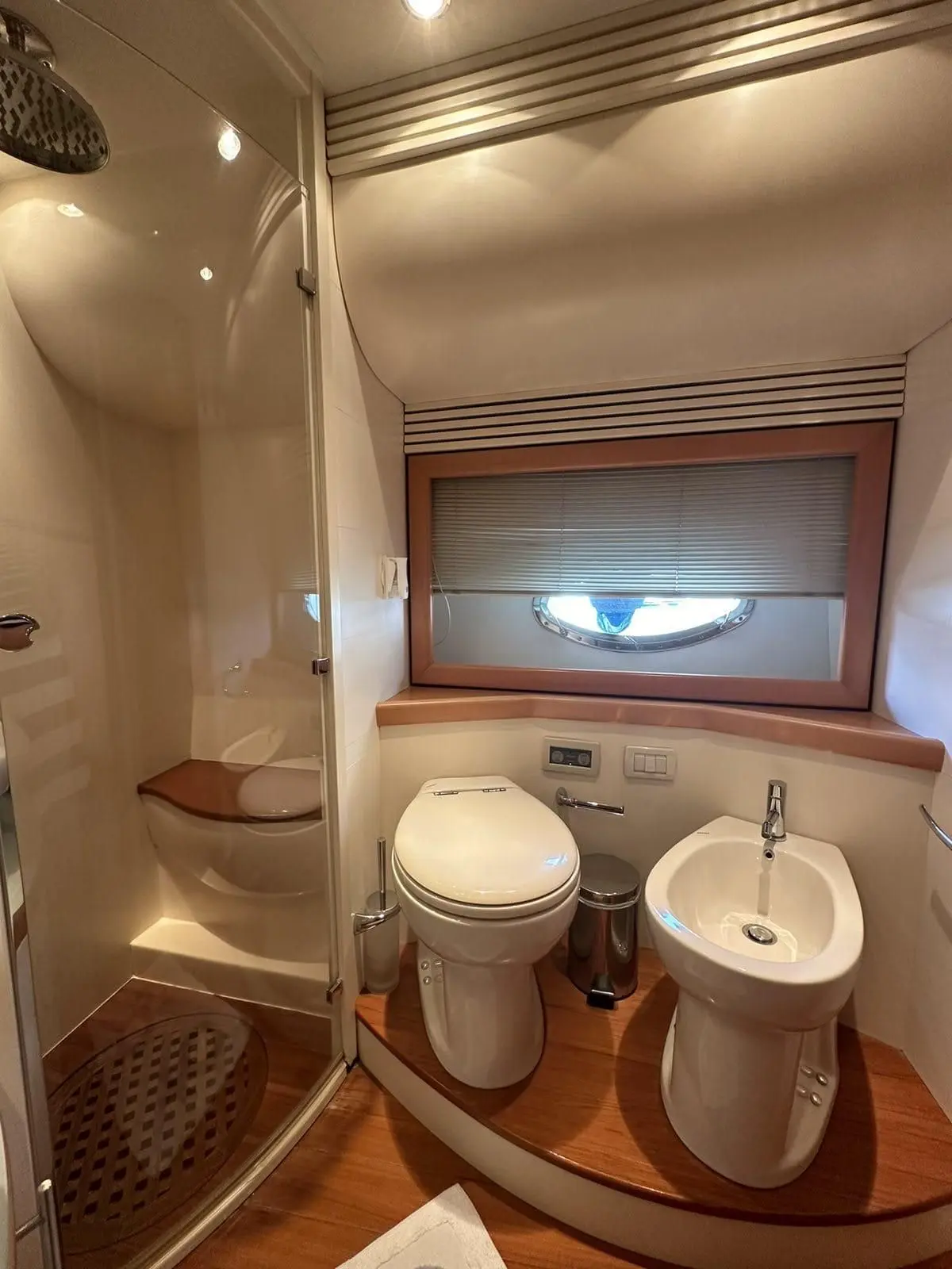 Thumbnail von Pershing 76 PERSHING 76