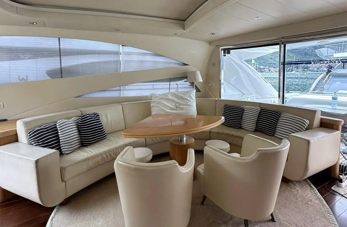 Thumbnail von Pershing 76 PERSHING 76