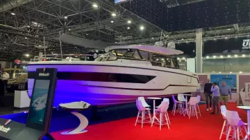 Thumbnail von Wellcraft 355 WELLCRAFT 355 Explorer