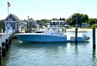 Thumbnail von Invincible 42 Center Cabin Strike Two