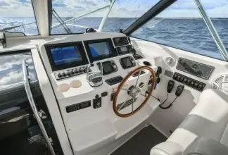 Thumbnail von Tiara Yachts 42