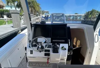 Thumbnail von Edgewater 368 CC