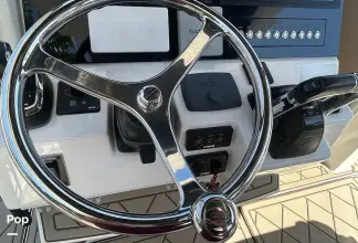 Thumbnail von Edgewater 368 CC