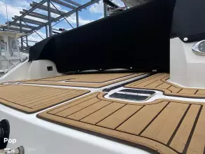 Thumbnail von Sea Ray SLX 350