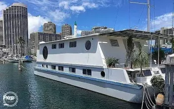 Thumbnail von Custom 55' Motor Yacht