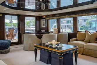 Thumbnail von Hatteras 	100 Motor Yacht  Sunday Money