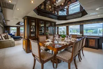 Thumbnail von Hatteras 	100 Motor Yacht  Sunday Money