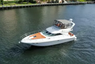 Thumbnail von Sea Ray 400 SEDAN BRIDGE