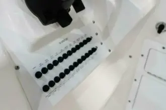 Thumbnail von Edgewater 280 CX