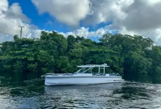 Thumbnail von Axopar 37 Sun Top