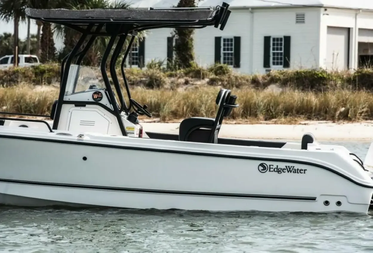 Thumbnail von Edgewater 208 CC