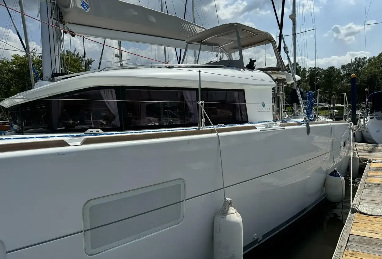 Thumbnail von Lagoon 400 S2 Perspective