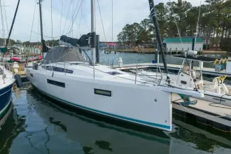 Jeanneau Sun Odyssey 410 Knot 4 Sail
