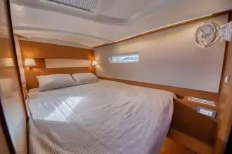 Thumbnail von Jeanneau Sun Odyssey 410 Knot 4 Sail