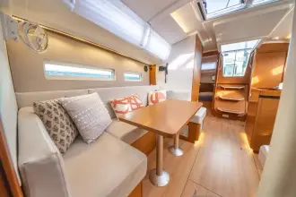 Thumbnail von Jeanneau Sun Odyssey 410 Knot 4 Sail