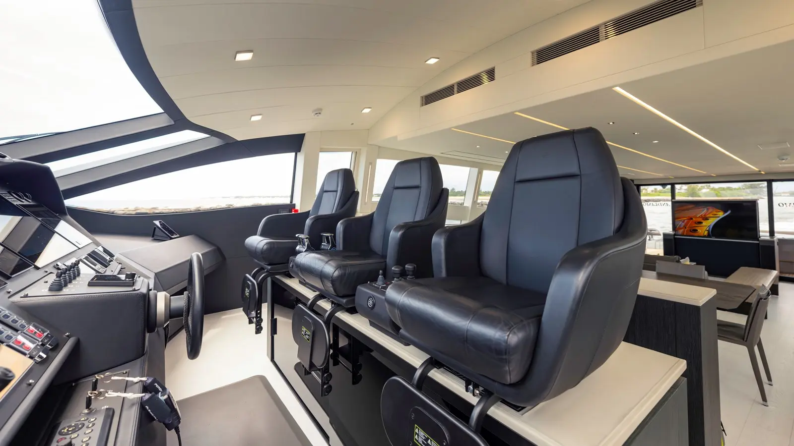 Thumbnail von Pershing 108 ANDIAMO II