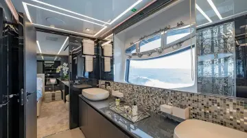 Thumbnail von Pershing 108 ANDIAMO II