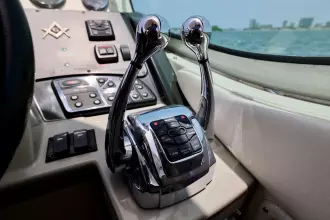 Thumbnail von Sea Ray 330 Sundancer  ANTANI