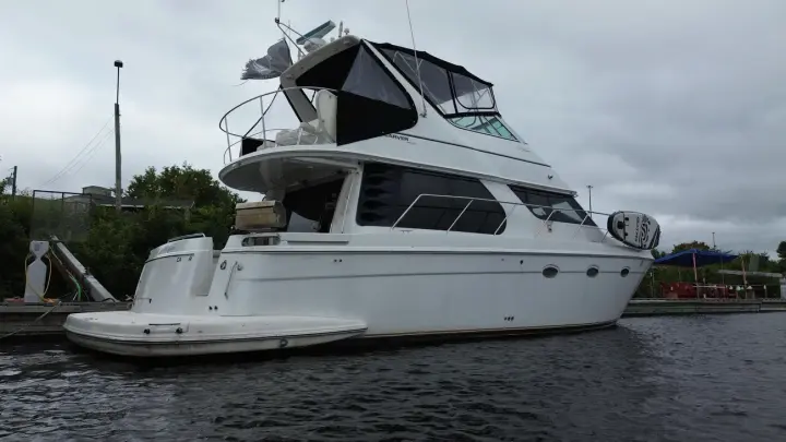 Carver 450 Voyager Pilothouse