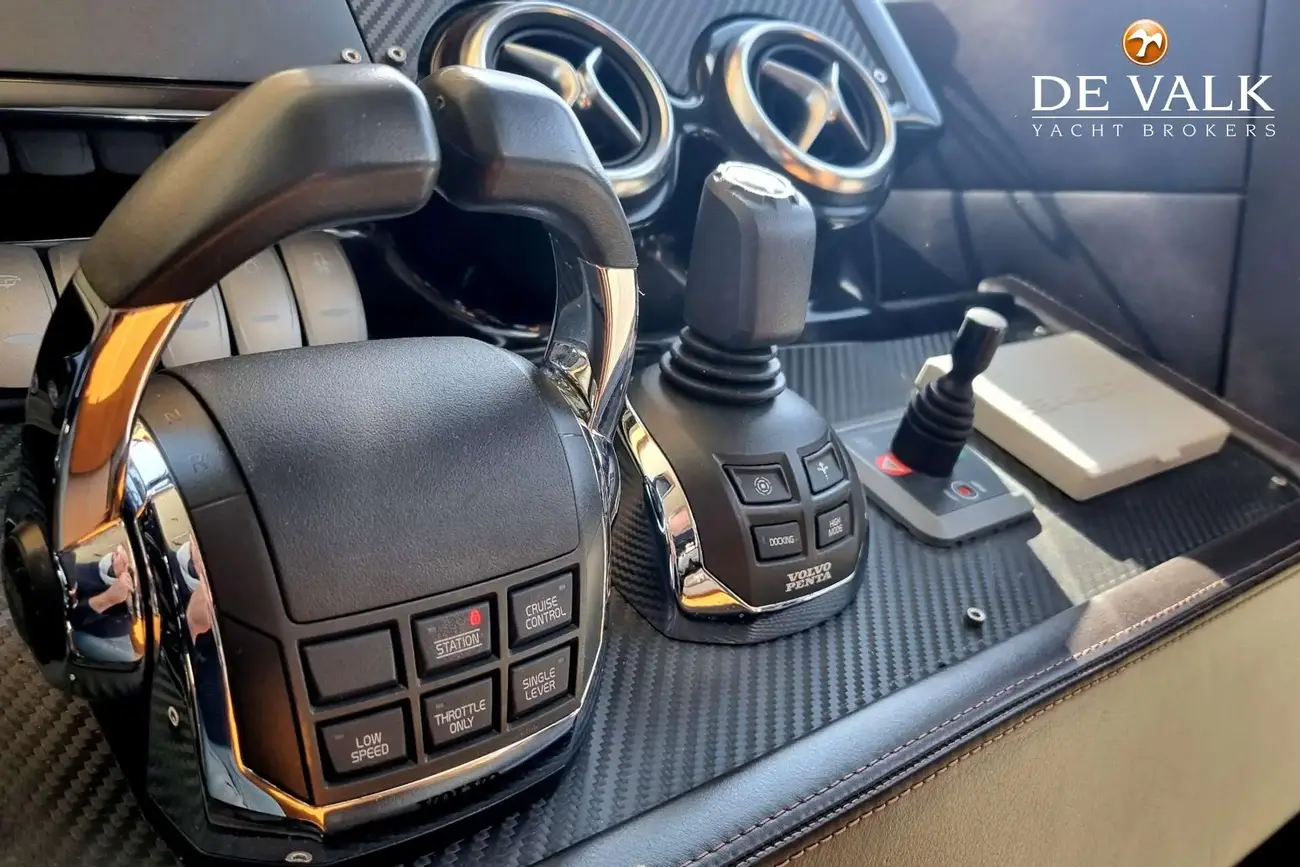 Thumbnail von Absolute Navetta 58