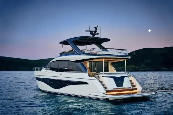 Princess Y72 YachtQuarters Y72102