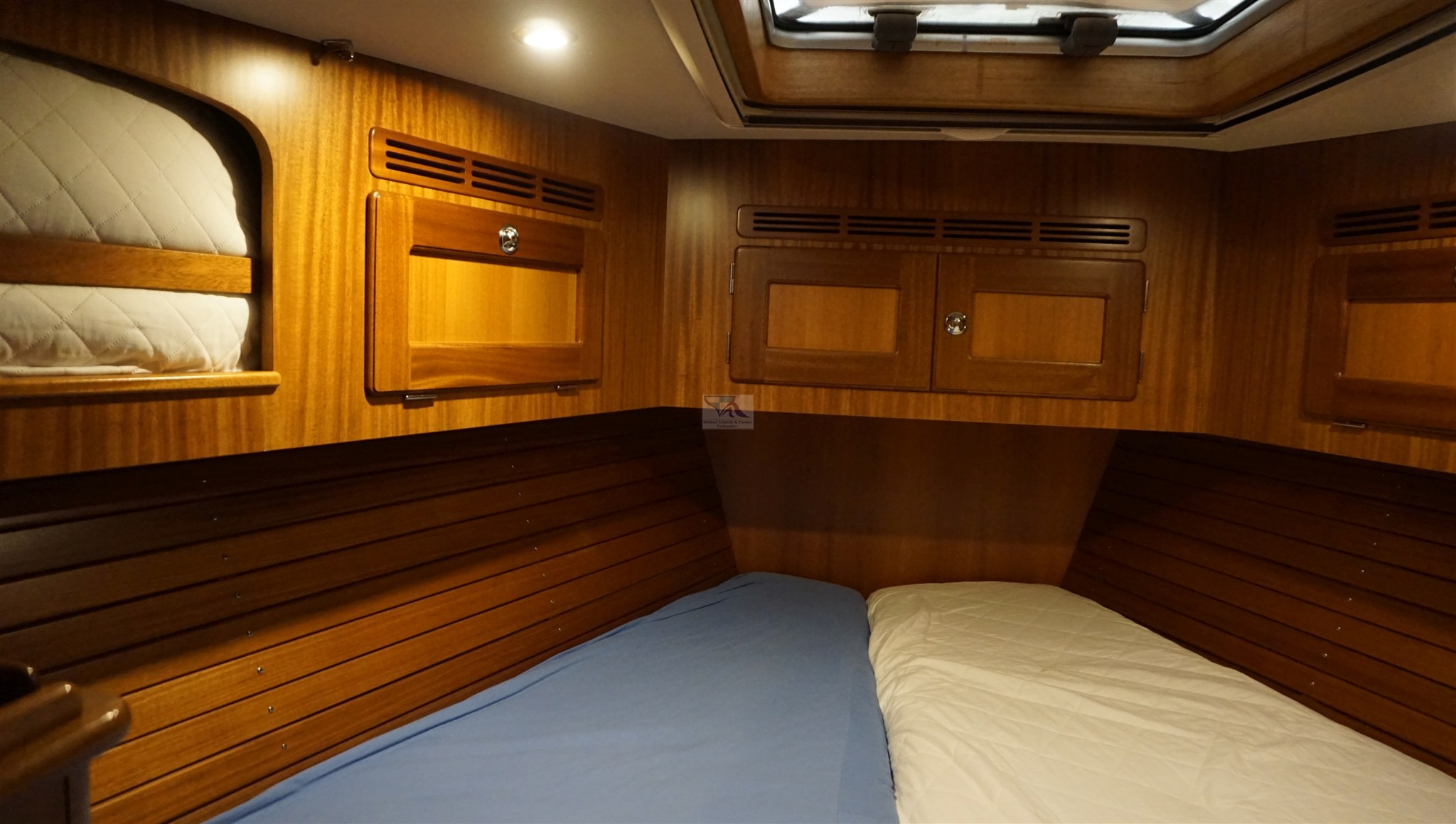 Thumbnail von Hallberg Rassy 48