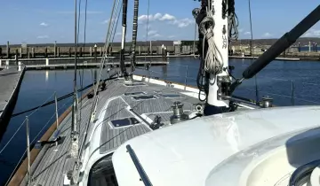 Thumbnail von Oyster 82 JAGIYA