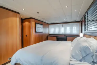 Thumbnail von Mangusta 105