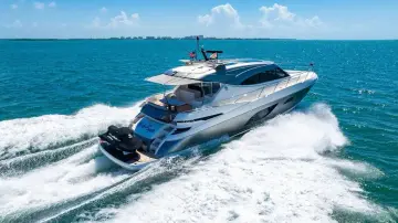 Thumbnail von Riviera 6000 Sport Yacht