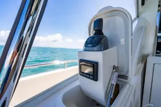 Thumbnail von Riviera 6000 Sport Yacht