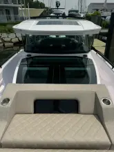 Thumbnail von Axopar 37 XC Cross Cabin Stock 9