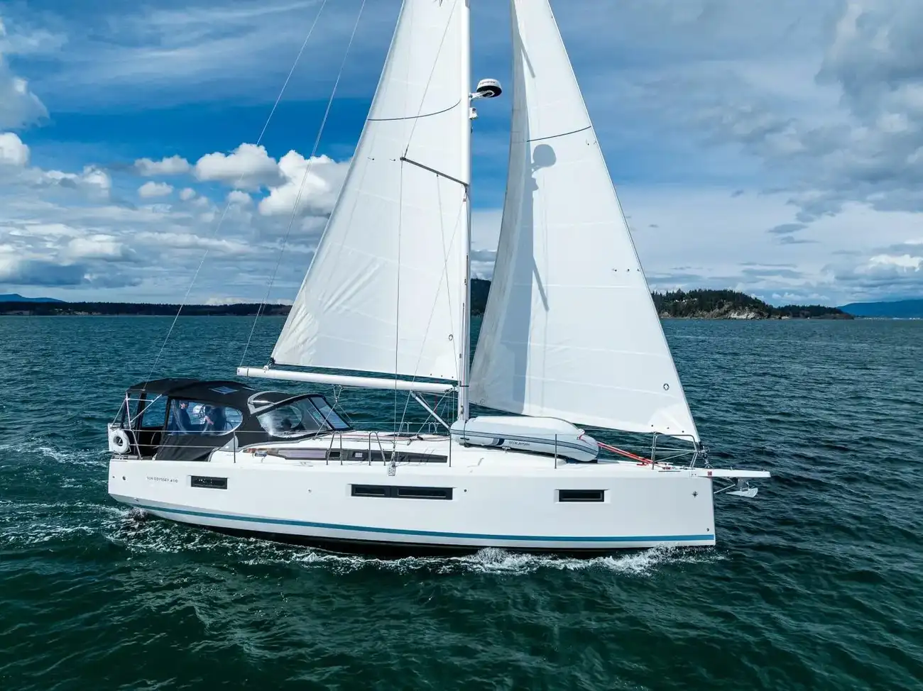 Jeanneau Sun Odyssey 410 INTO THE BLUE
