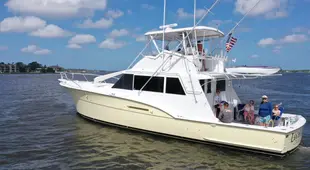 Hatteras 53 Convertible