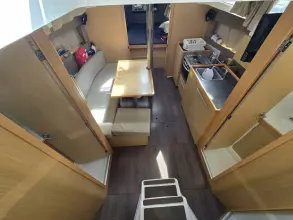 Thumbnail von Beneteau Oceanis 38.1 Sea Hunt