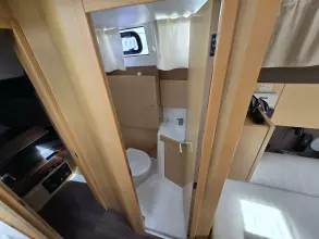 Thumbnail von Beneteau Oceanis 38.1 Sea Hunt