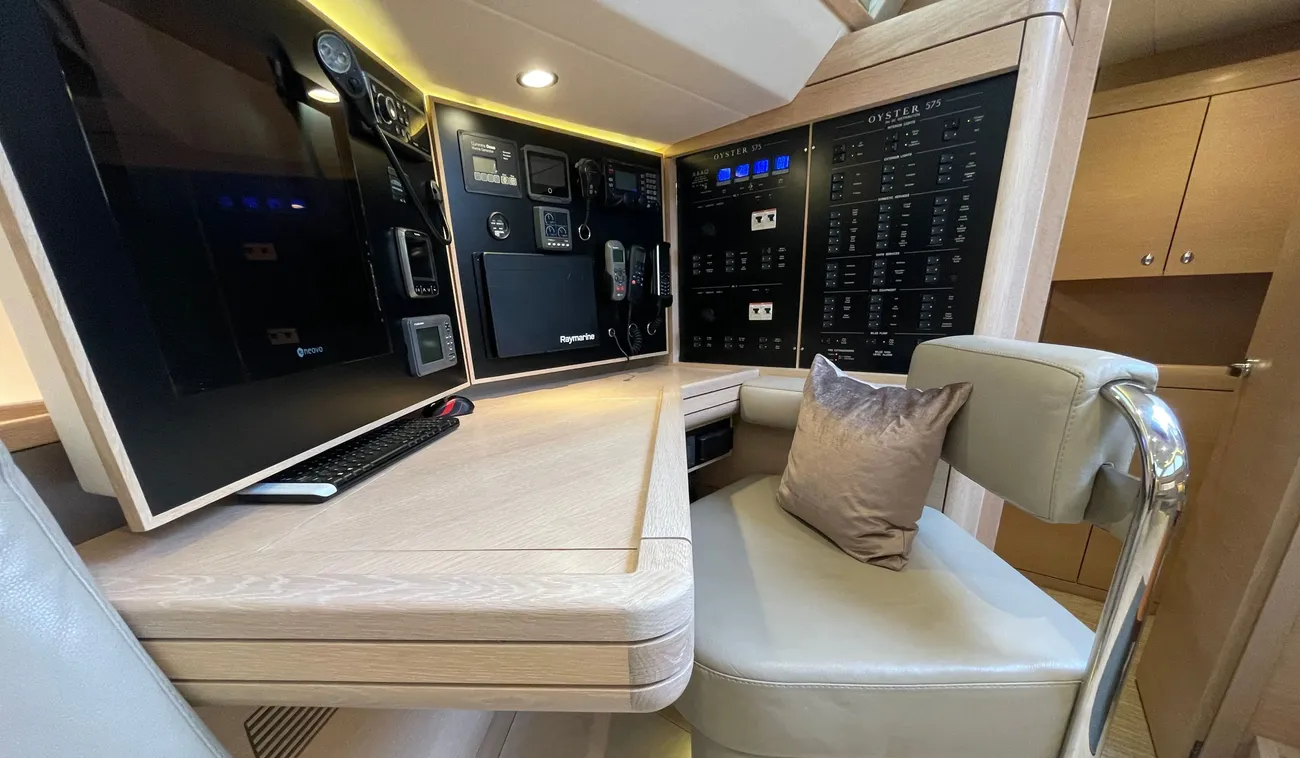 Thumbnail von Oyster 575 RUM DIARY