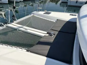Thumbnail von Lagoon 42 Sea Hawk