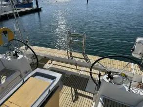 Thumbnail von Beneteau Oceanis 45 Elena