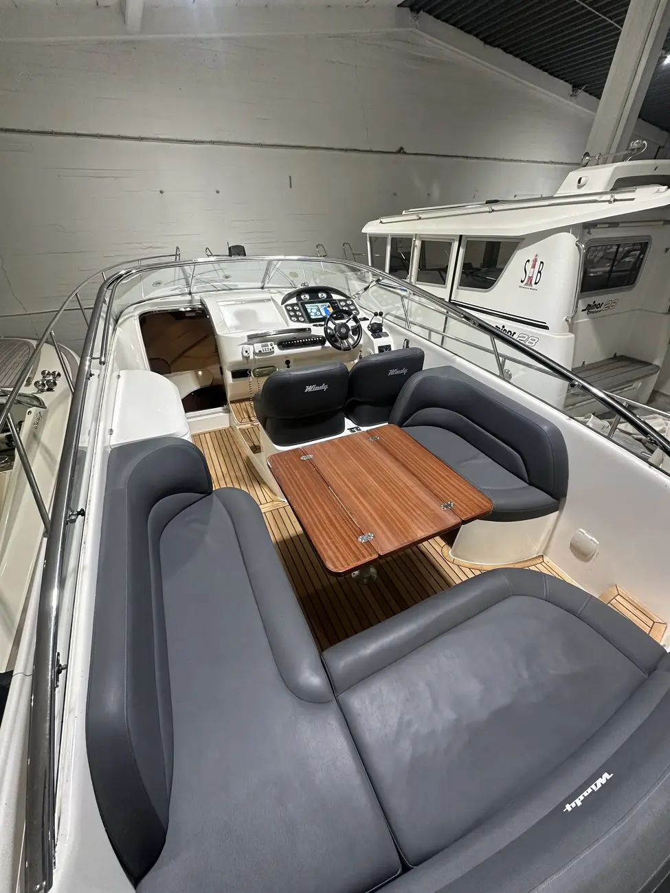 Thumbnail von Windy 32 Grand Tornado