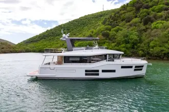 Thumbnail von Beneteau Grand Trawler  62 ´