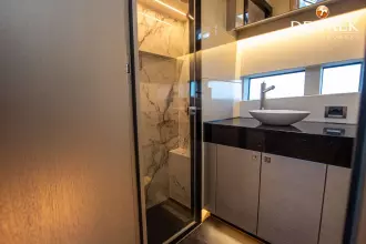 Thumbnail von Van Der Heijden Phantom 70