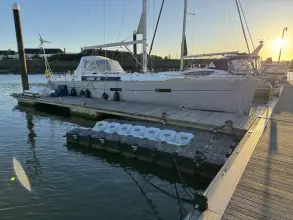 Thumbnail von Beneteau Oceanis 45 Elena