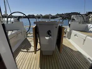 Thumbnail von Beneteau Oceanis 45 Elena